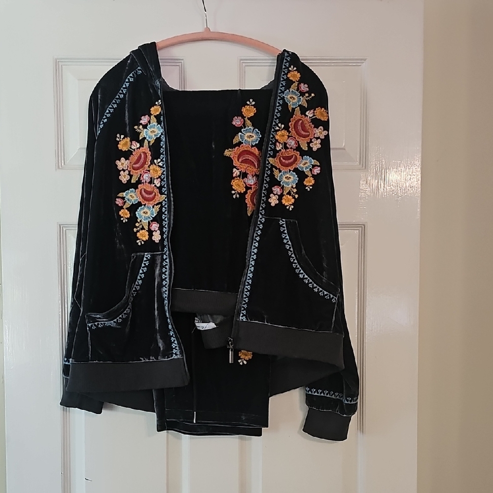 Floral Embroidered Blue Velvet Bomber Jacket And Pants Set